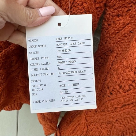 Free People Montana Cable Knit button front w/ pockets burnt orange Cardigan szS - Picture 5 of 14